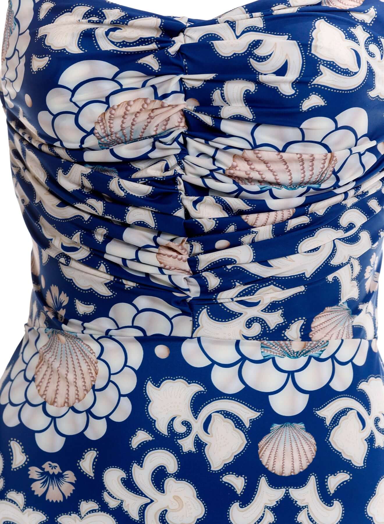 Arista Sereia Dress by Agua Bendita featuring ruched design and floral pattern in blue and white.