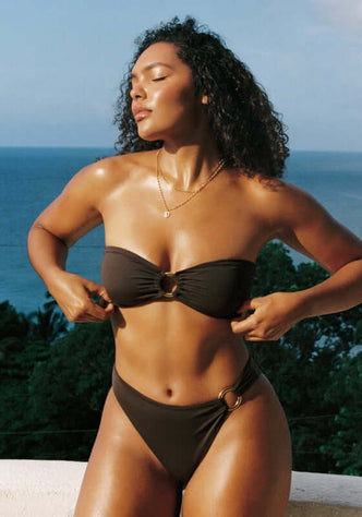 Acapulco Bikini Espresso by Away That Day, chic brown bandeau bikini model showcasing flattering fit and details.