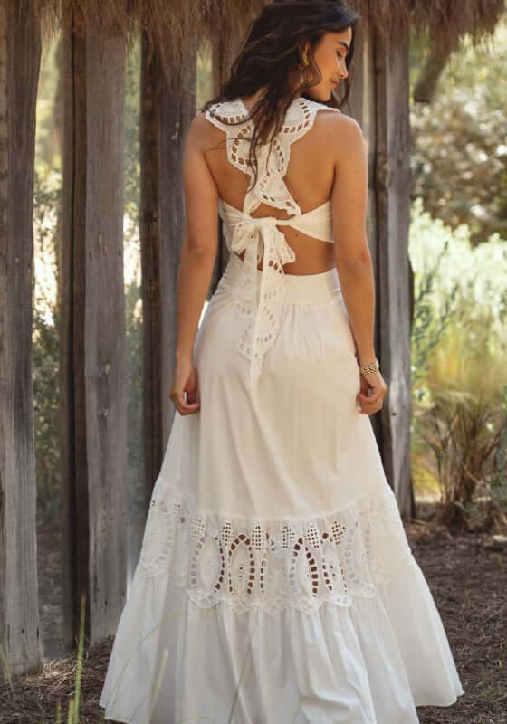 Portofino Skirt White by Sole Lisboa, featuring a flowing design with delicate cutouts and back detail for beach elegance.